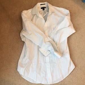 Men’s tailored fit shirt dress shirt